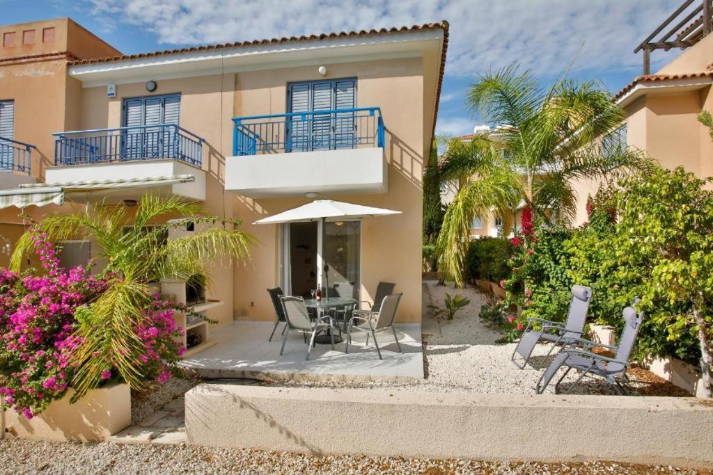 Casa Del Sol Townhouse In Iris Village Pafos Zewnętrze zdjęcie
